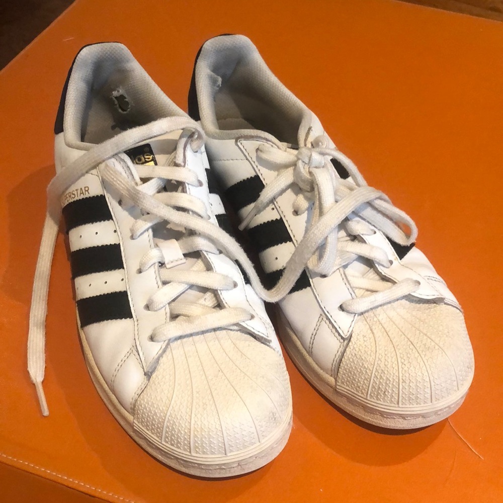Adidas superstar